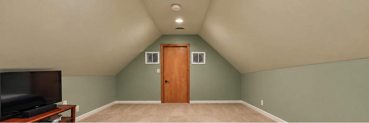 2821 Center Street Property Photo 29