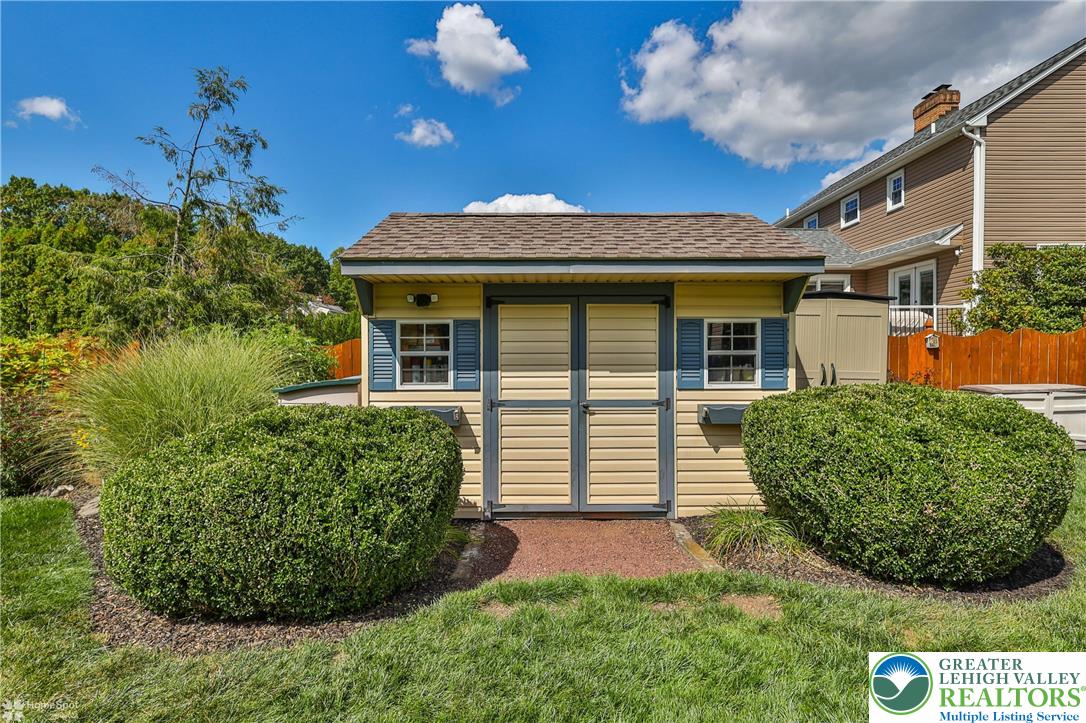 2821 Center Street Property Photo 56