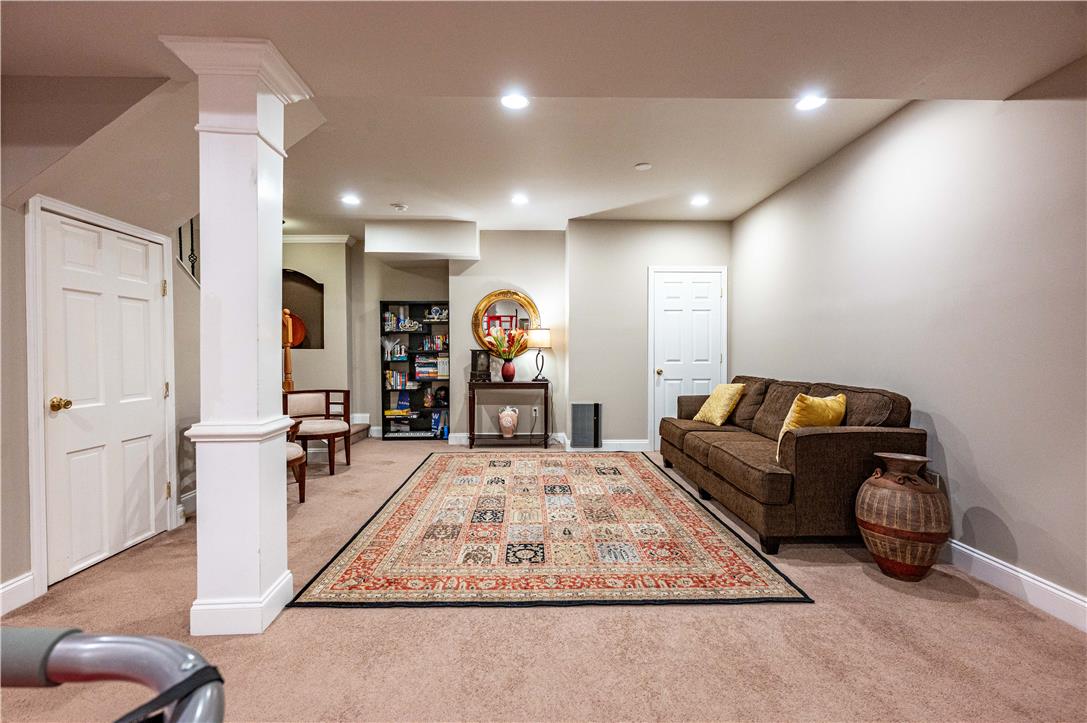 2208 Pembrooke Drive Property Photo 47