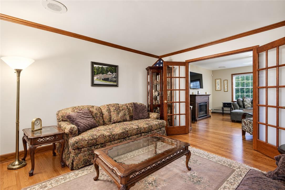 407 Danielle Drive Property Photo 4