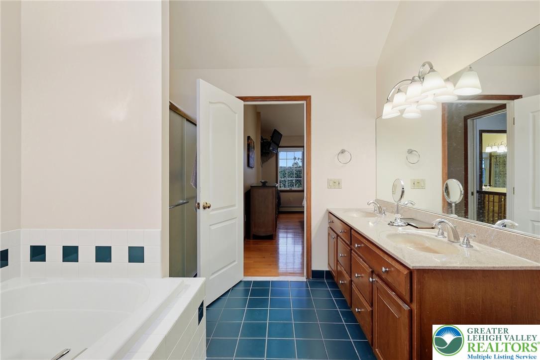 407 Danielle Drive Property Photo 26