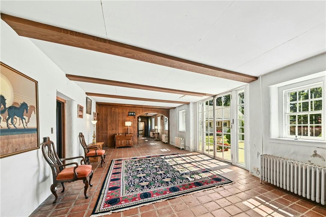 1807 Apple Tree Lane Property Photo 9