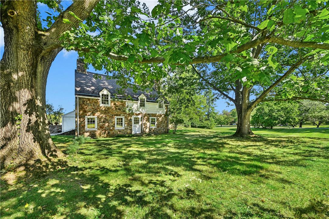 1807 Apple Tree Lane Property Photo 23