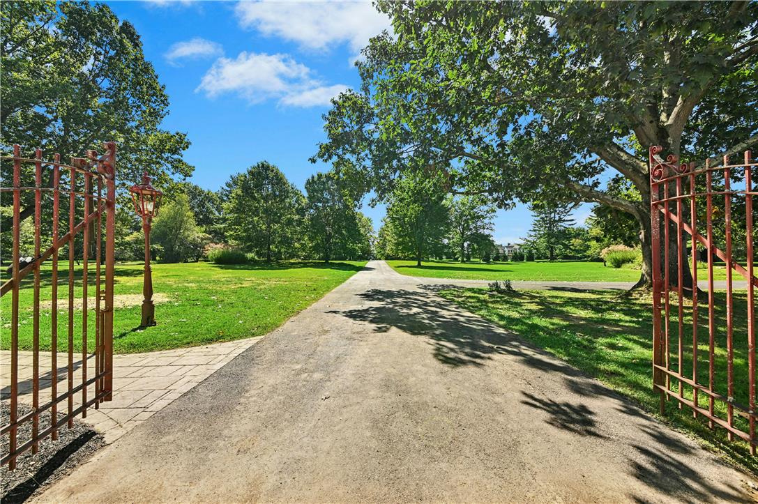 1807 Apple Tree Lane Property Photo 35