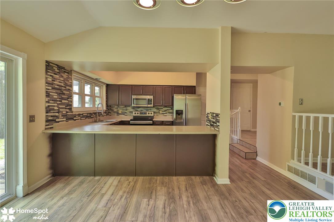 1862 Falcon Drive Property Photo 11