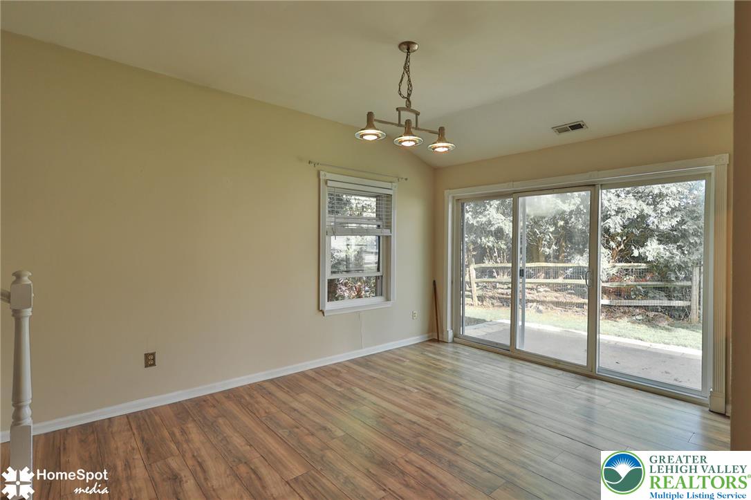 1862 Falcon Drive Property Photo 17