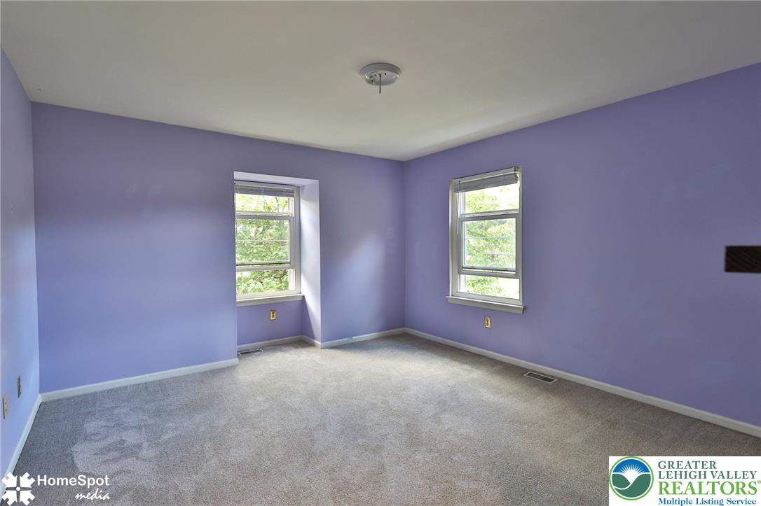 1862 Falcon Drive Property Photo 34