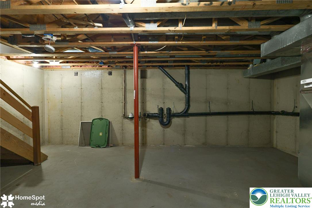 1862 Falcon Drive Property Photo 38