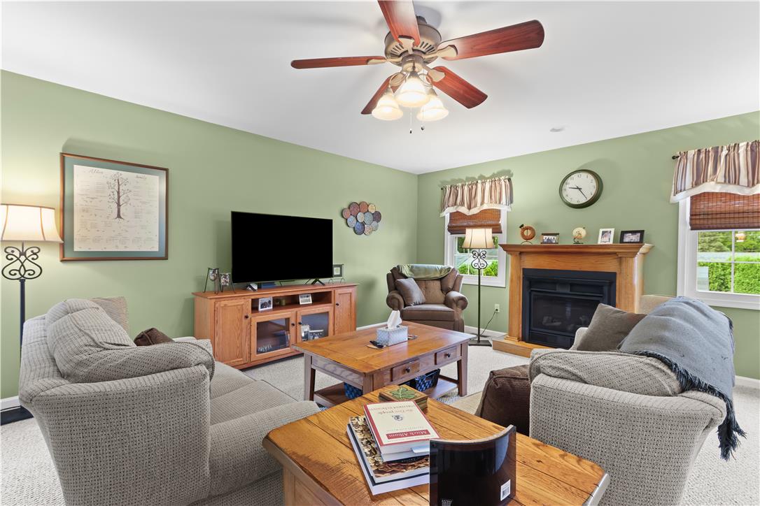 371 Willow Avenue Property Photo 11