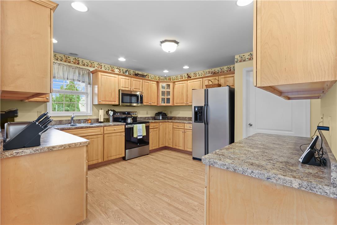 371 Willow Avenue Property Photo 17