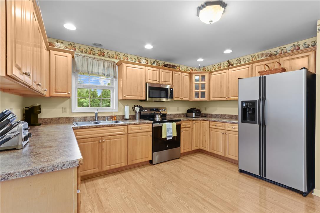 371 Willow Avenue Property Photo 18