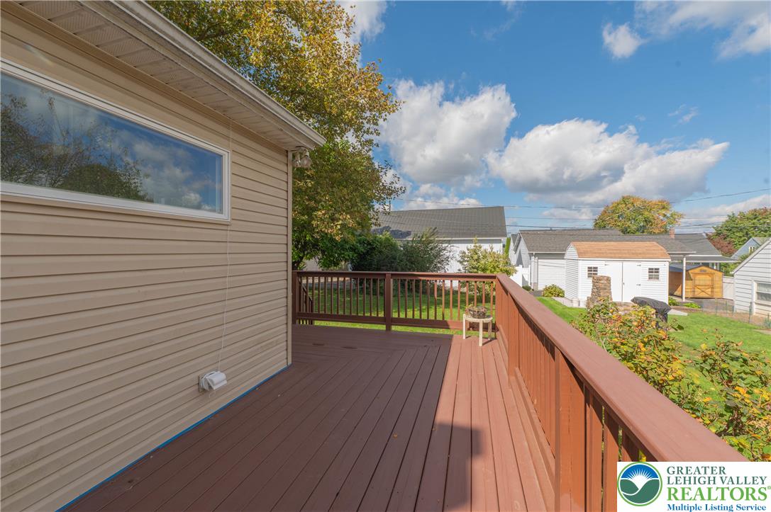 189 Greenleaf Street Property Photo 12