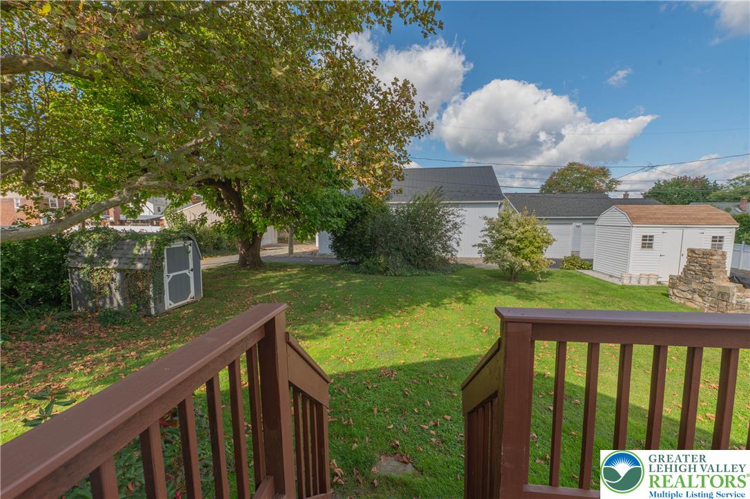 189 Greenleaf Street Property Photo 13