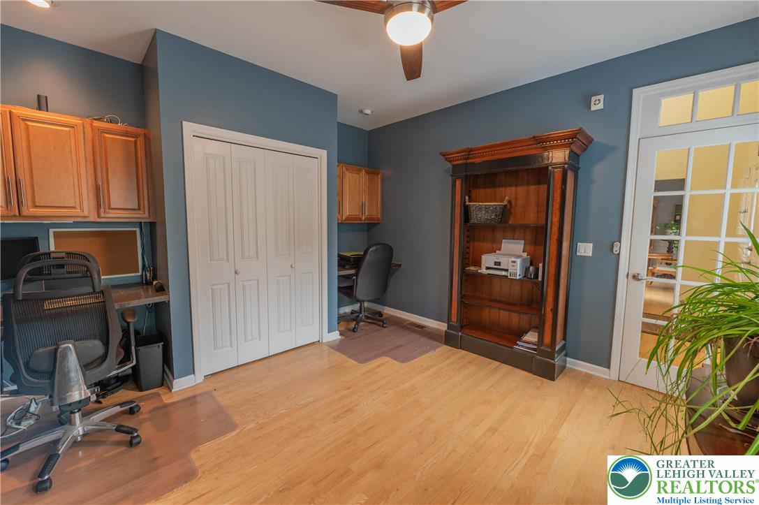 5547 Covenant Court Property Photo 4