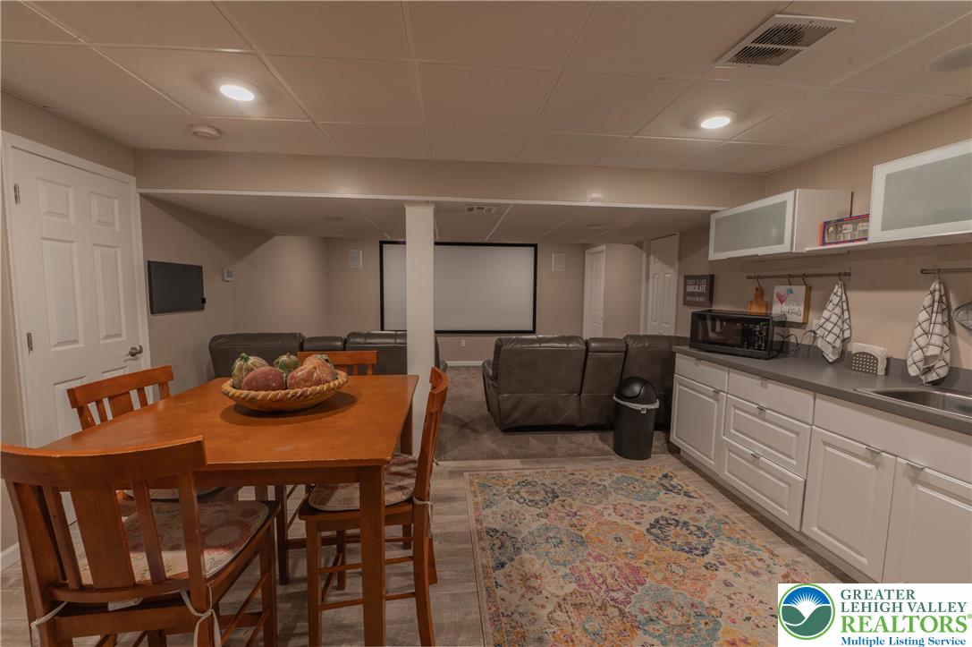 5547 Covenant Court Property Photo 19