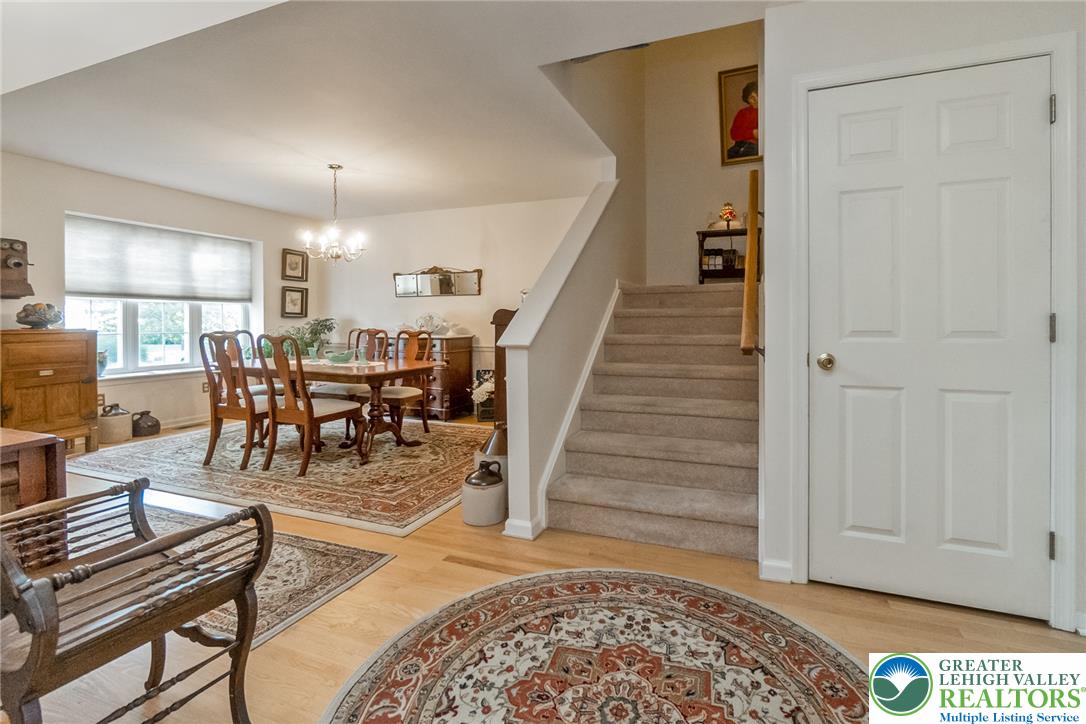 276 Park Ridge Drive Property Photo 8
