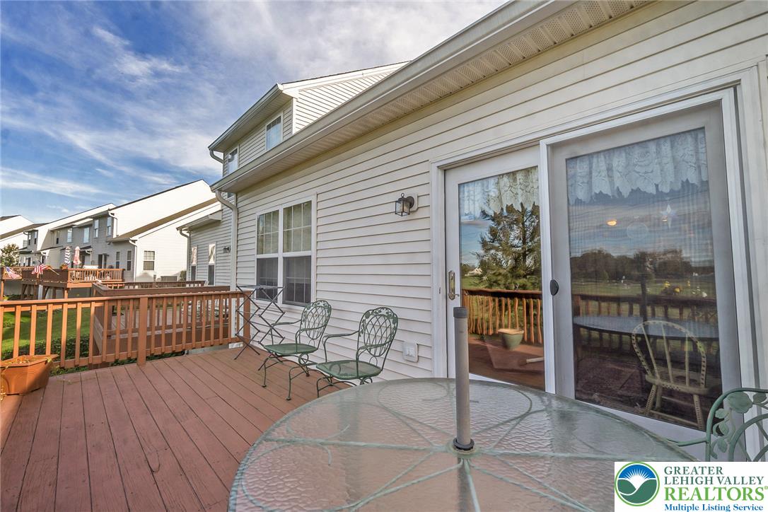 276 Park Ridge Drive Property Photo 12