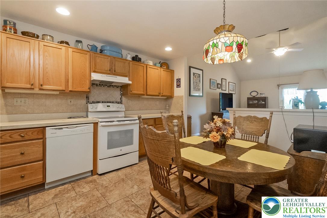 276 Park Ridge Drive Property Photo 17