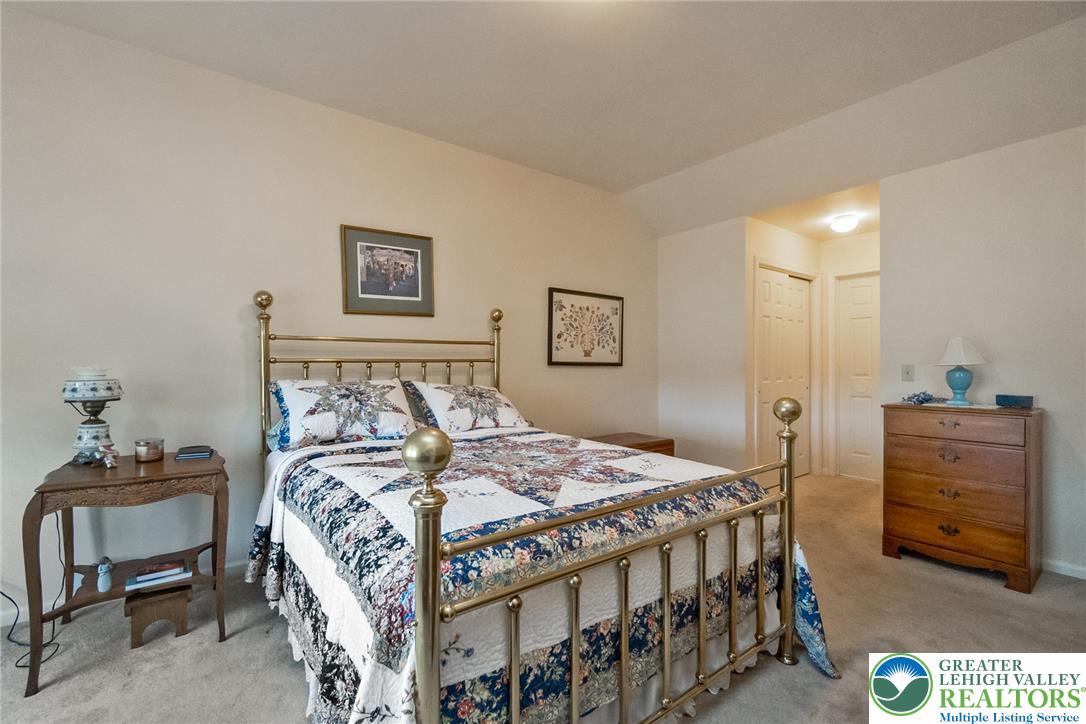 276 Park Ridge Drive Property Photo 18