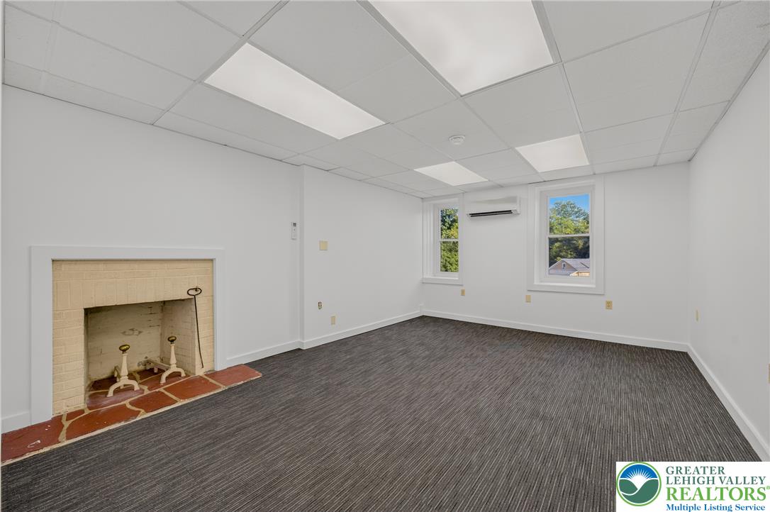 3348 Easton Avenue Property Photo 24