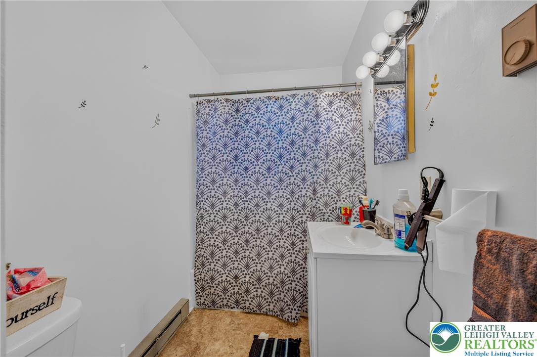 3348 Easton Avenue Property Photo 48