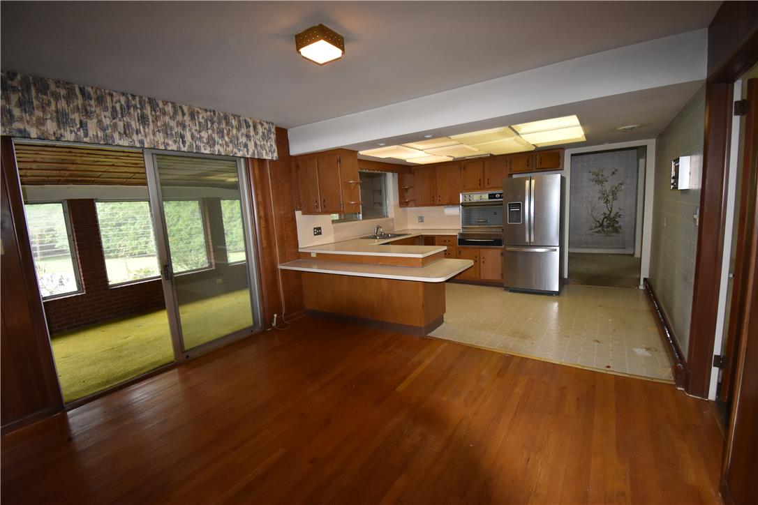 3113 Club Drive Property Photo 6