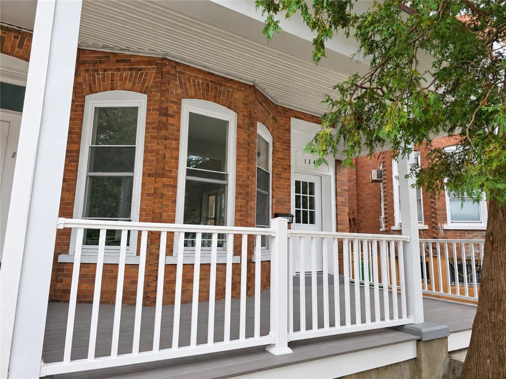 1340 West Walnut Street Property Photo 3