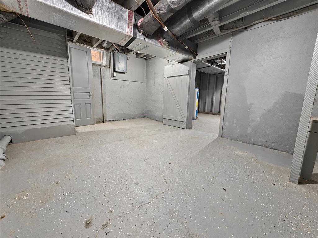 1340 West Walnut Street Property Photo 35