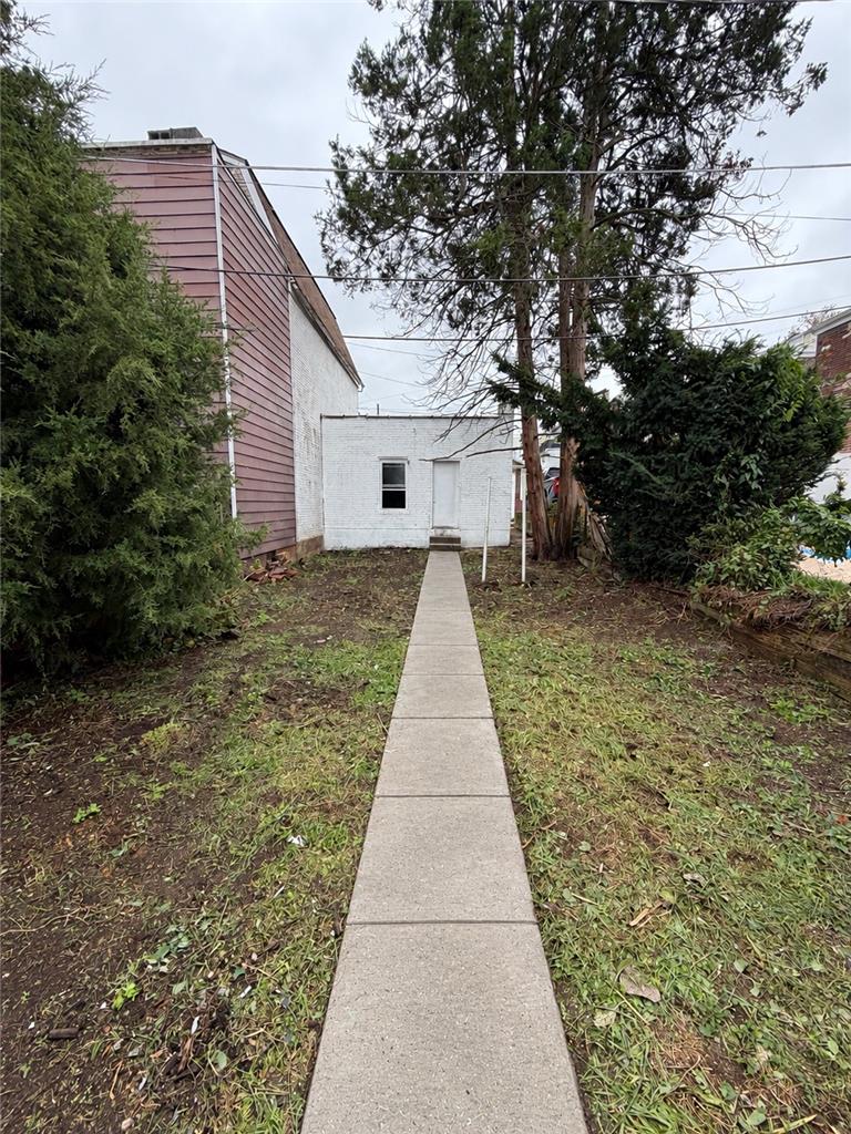 1340 West Walnut Street Property Photo 38