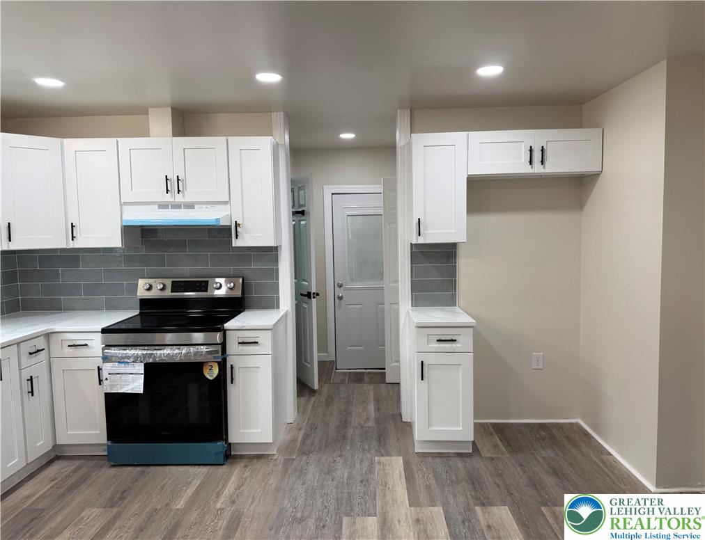 319 Washington Street Property Photo 8