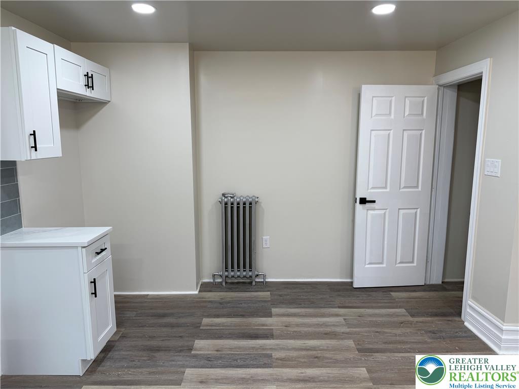 319 Washington Street Property Photo 9