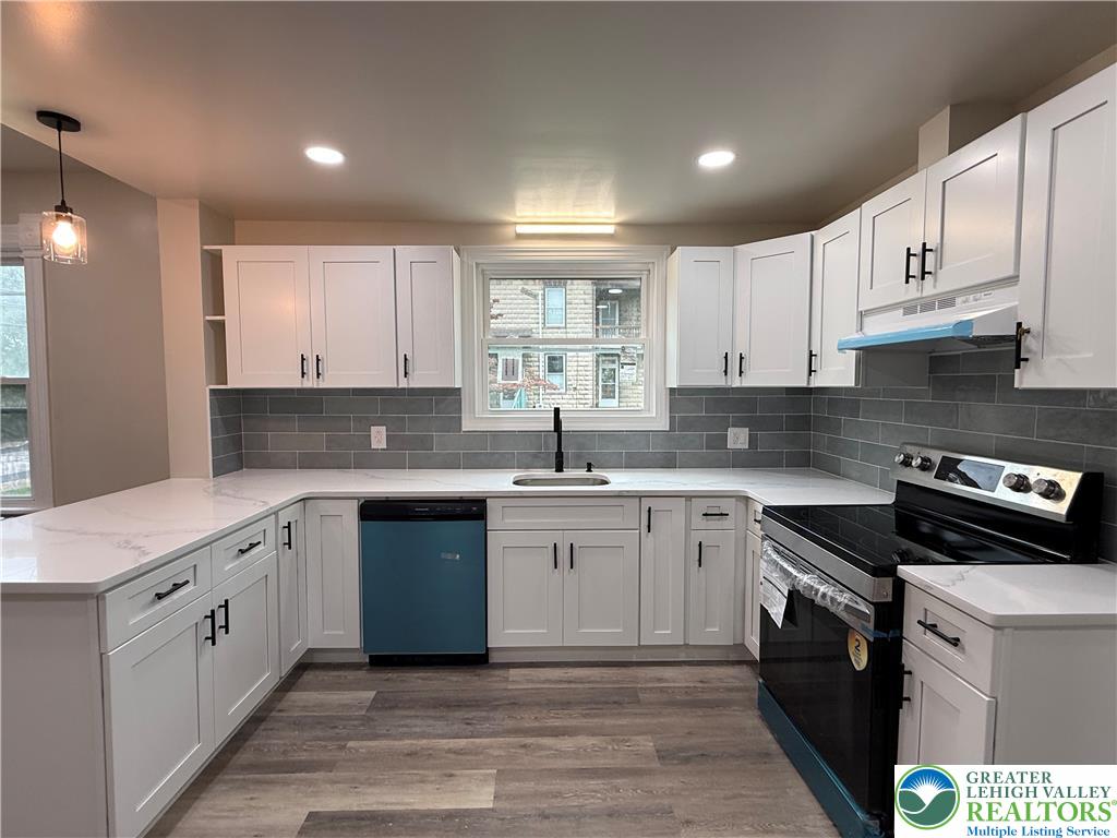 319 Washington Street Property Photo 10