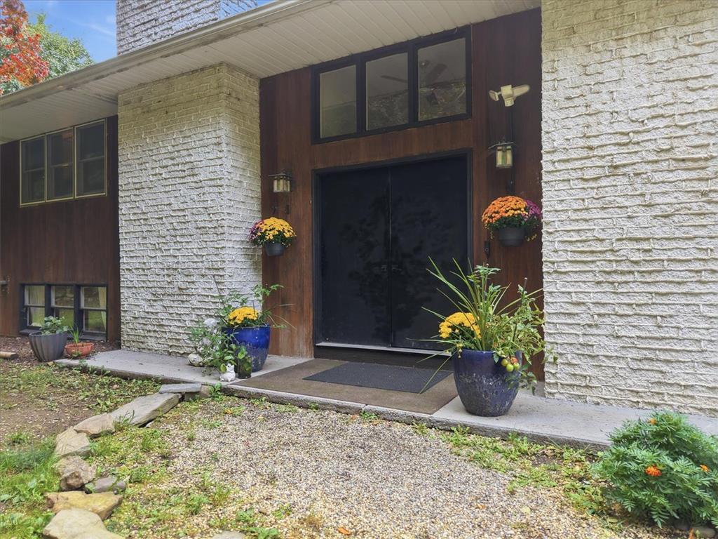 822 Semmels Hill Road Property Photo 2