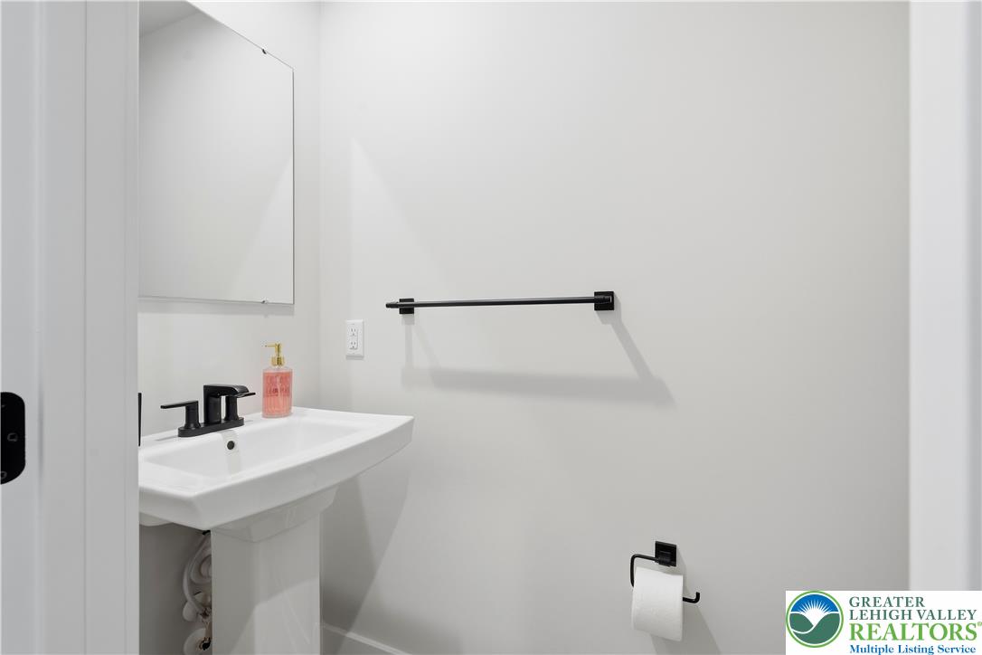 37 Timber Trail Property Photo 15