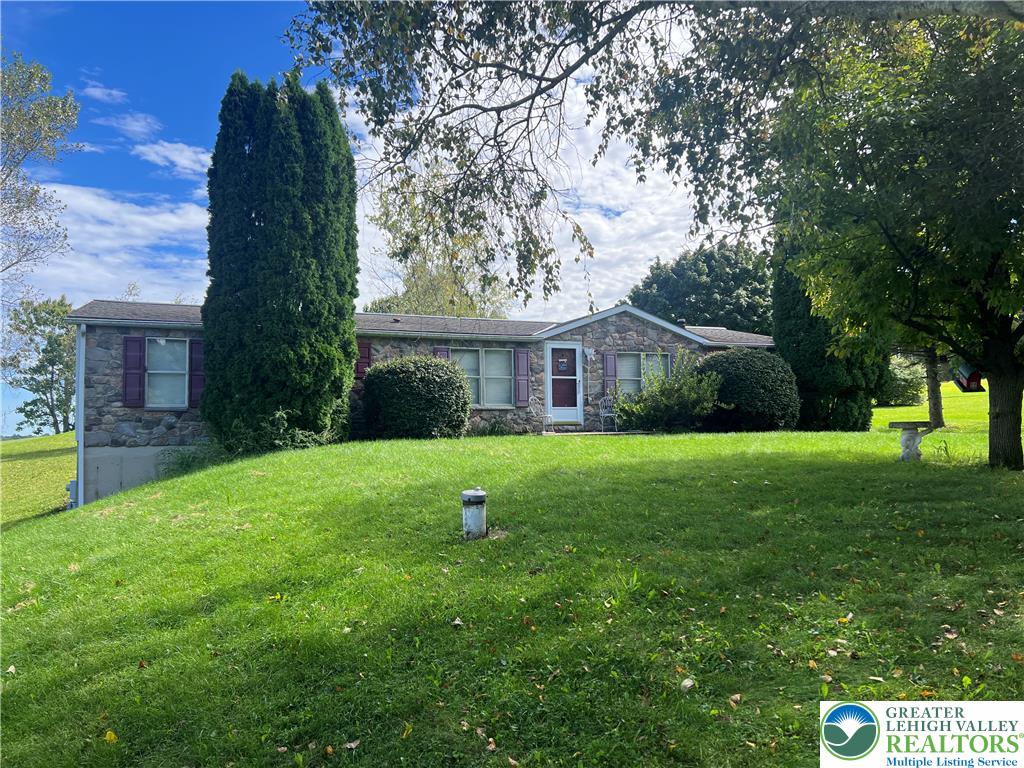 1190 Keller Road Property Photo 1