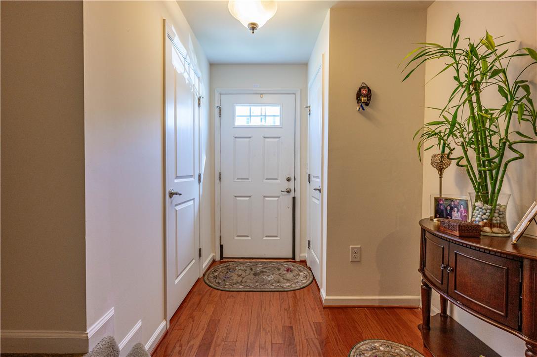 8 Yellow Rose Lane Property Photo 2