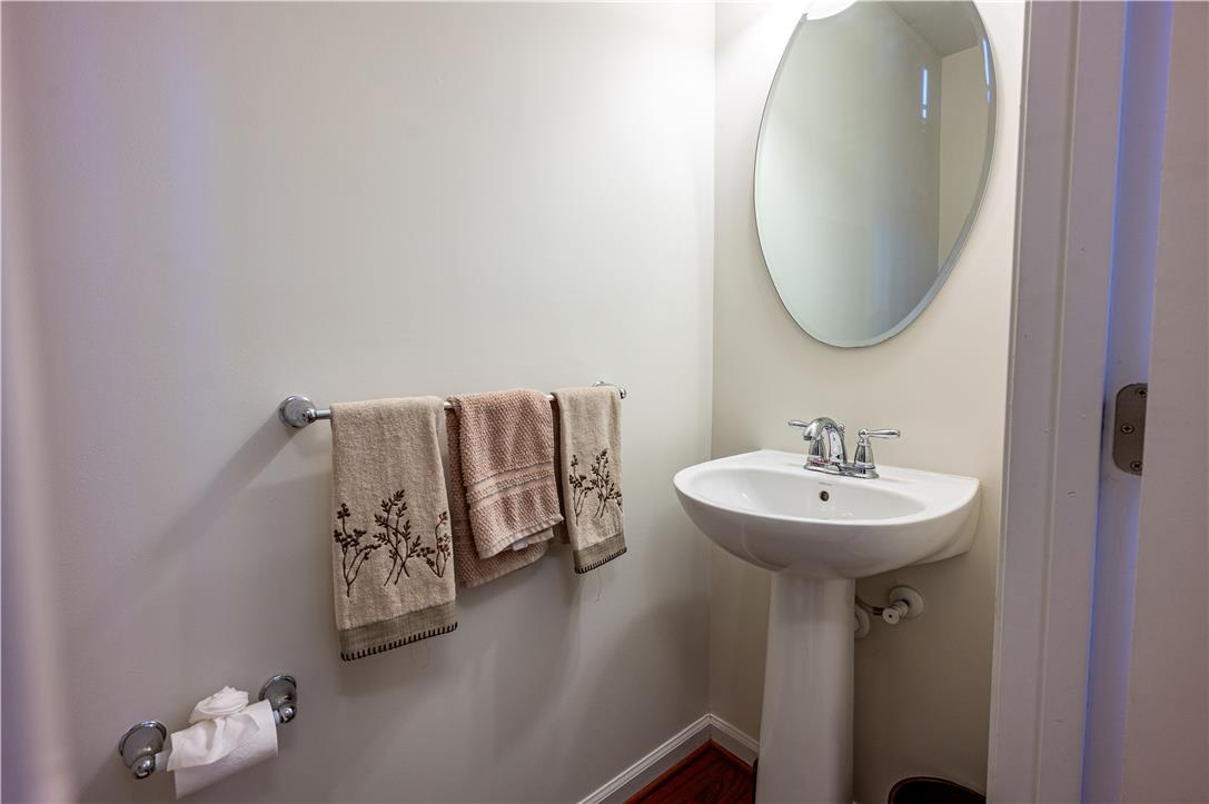 8 Yellow Rose Lane Property Photo 9