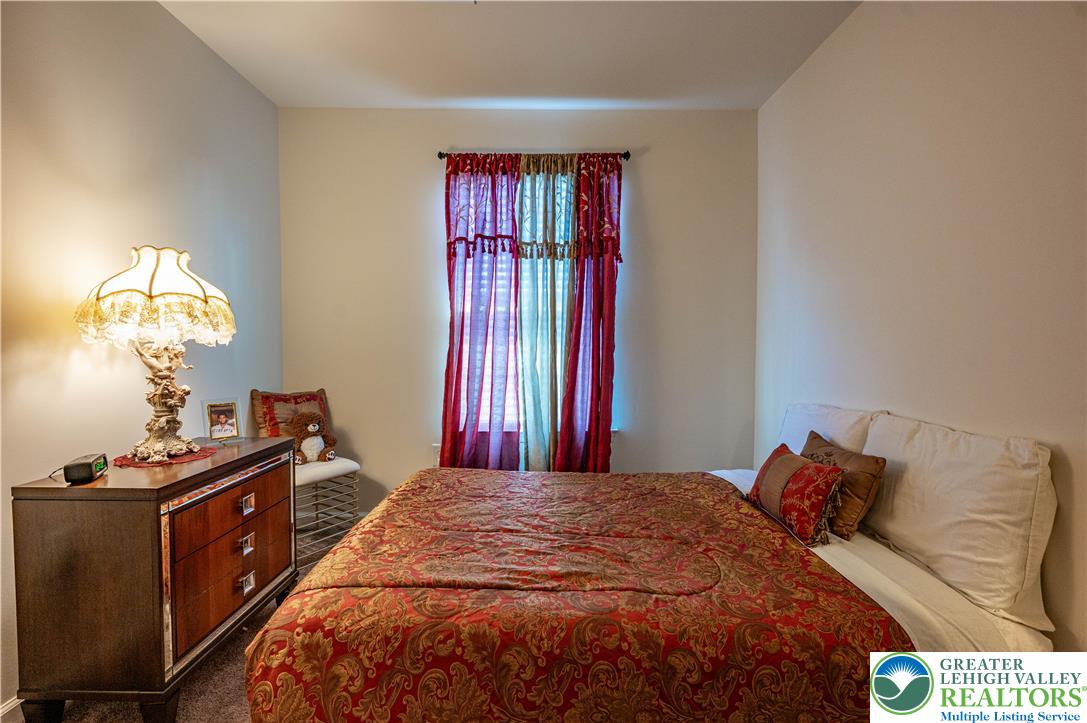 8 Yellow Rose Lane Property Photo 31