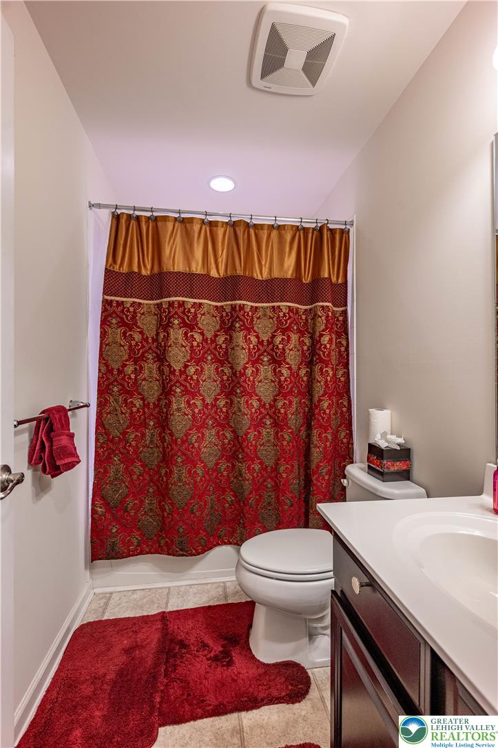8 Yellow Rose Lane Property Photo 34