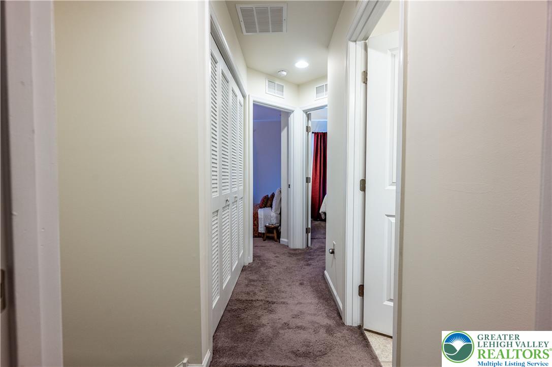 8 Yellow Rose Lane Property Photo 38