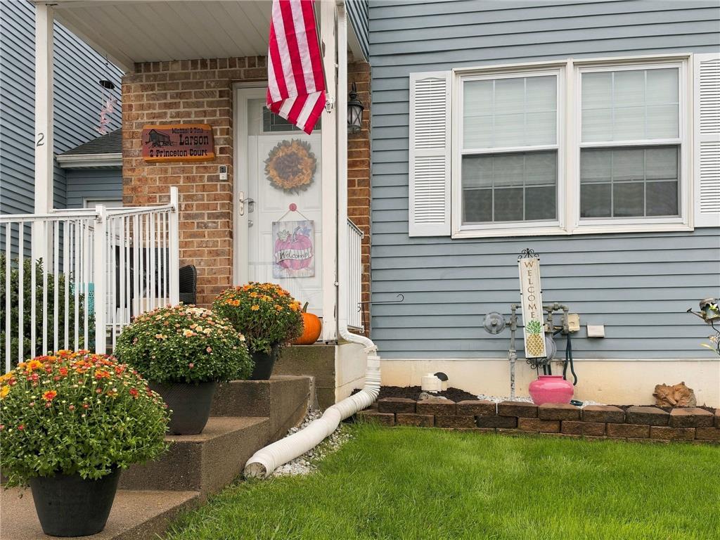 2 Princeton Court Property Photo 3