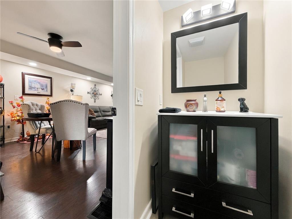 2 Princeton Court Property Photo 16