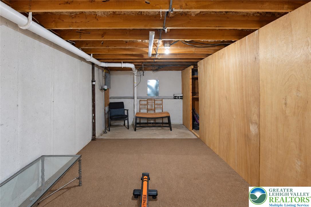 2824 Center Street Property Photo 39