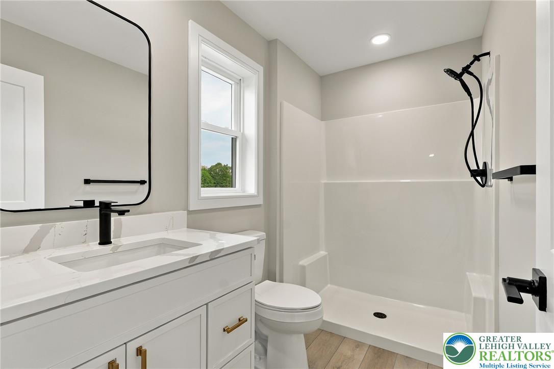 830 Hunter Street Property Photo 17