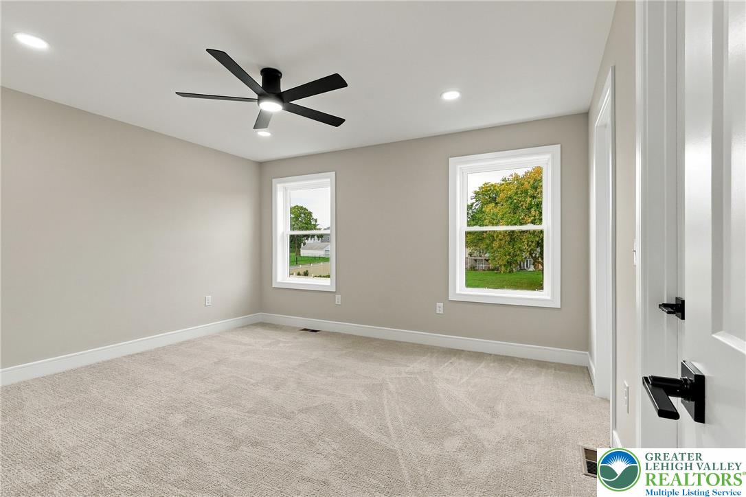 830 Hunter Street Property Photo 20