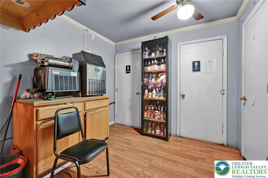 41 East Main Street Property Photo 29