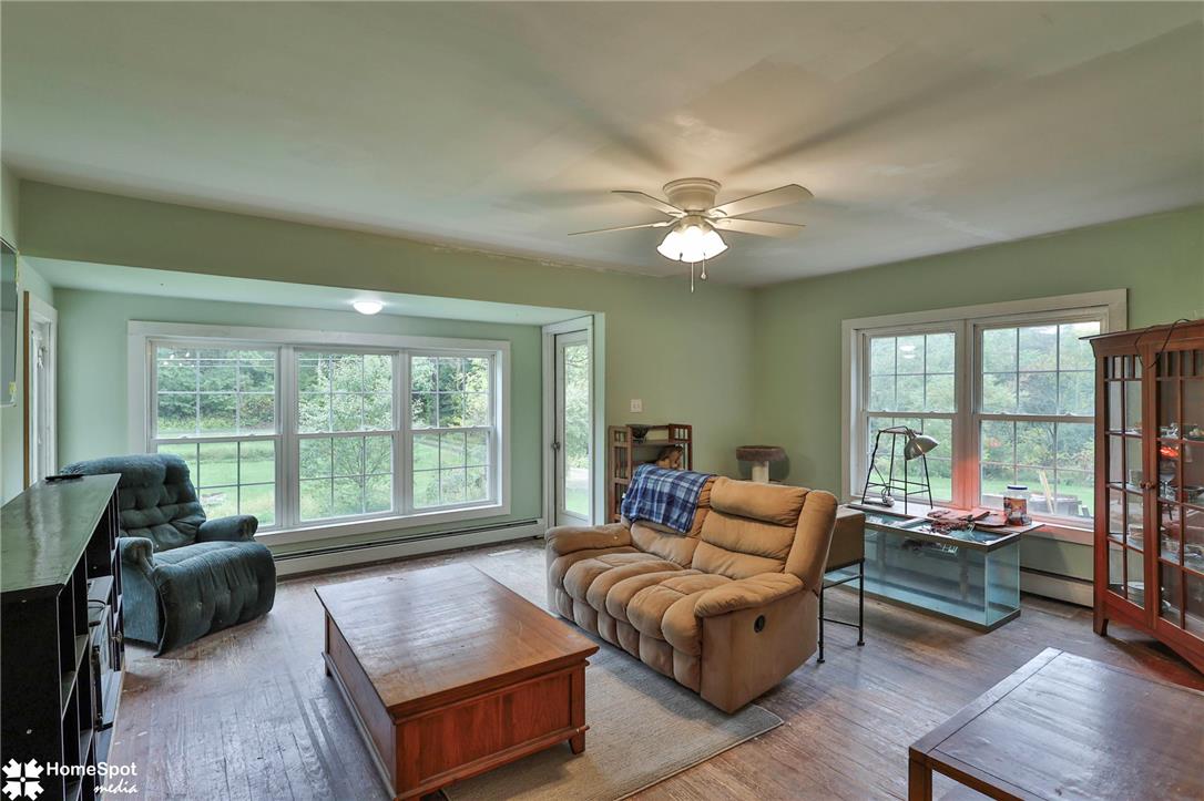 2865 Hemlock Street Property Photo 14