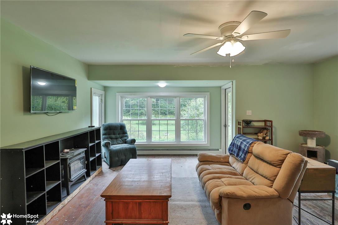 2865 Hemlock Street Property Photo 15