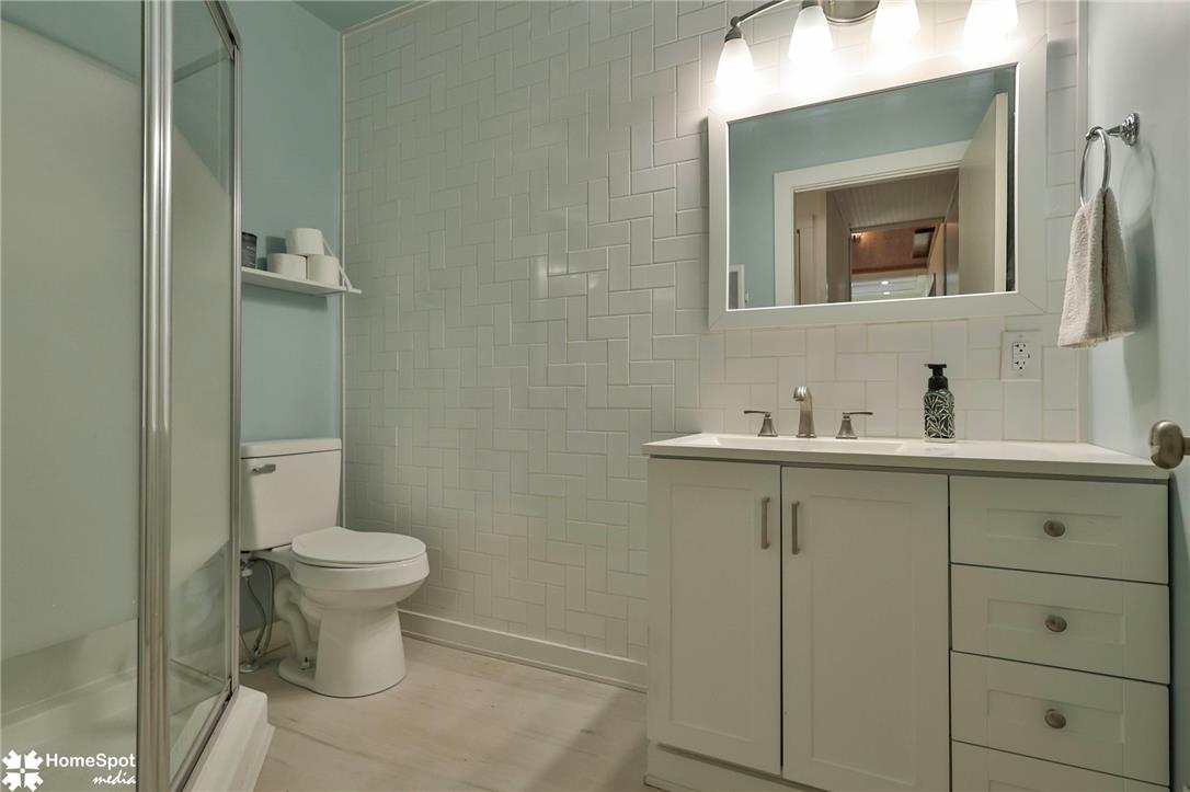 2865 Hemlock Street Property Photo 38