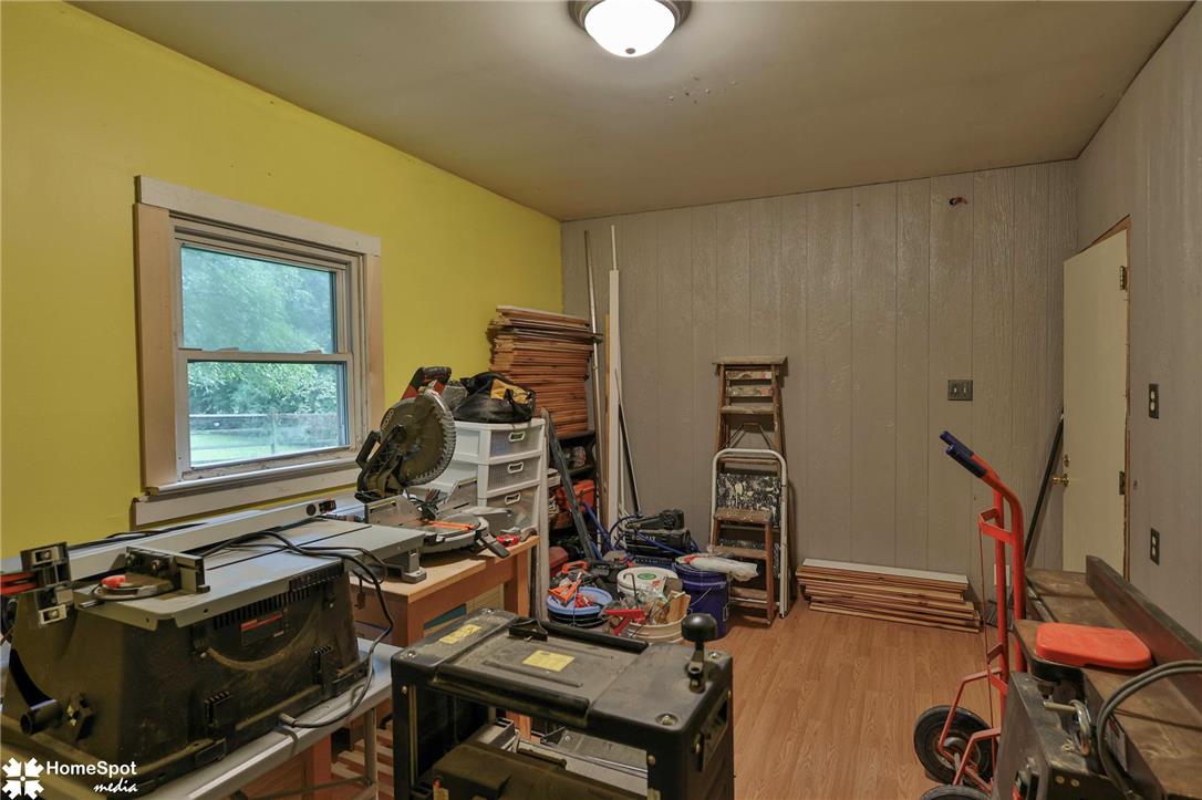 2865 Hemlock Street Property Photo 53